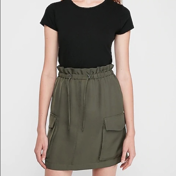 NWT Express high waisted cargo green skirt - Picture 1 of 7